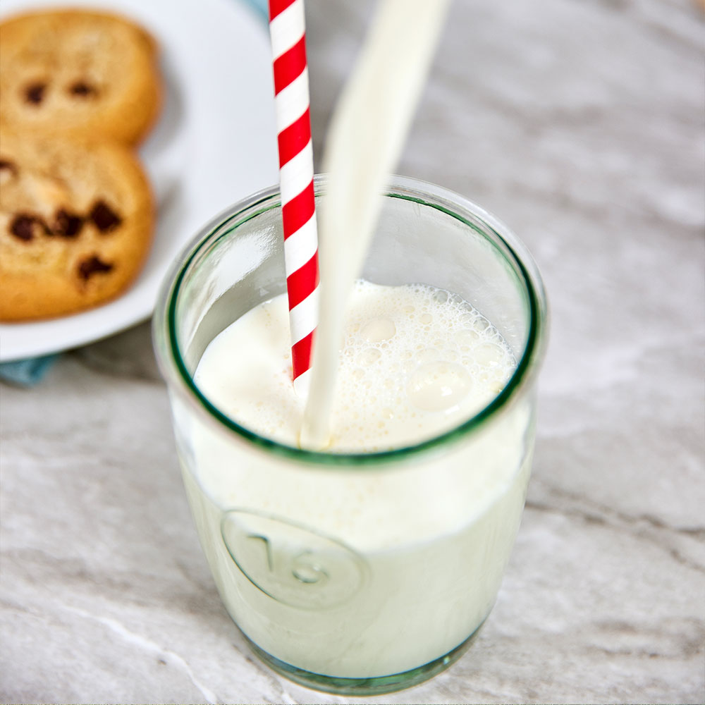 cookies and milk